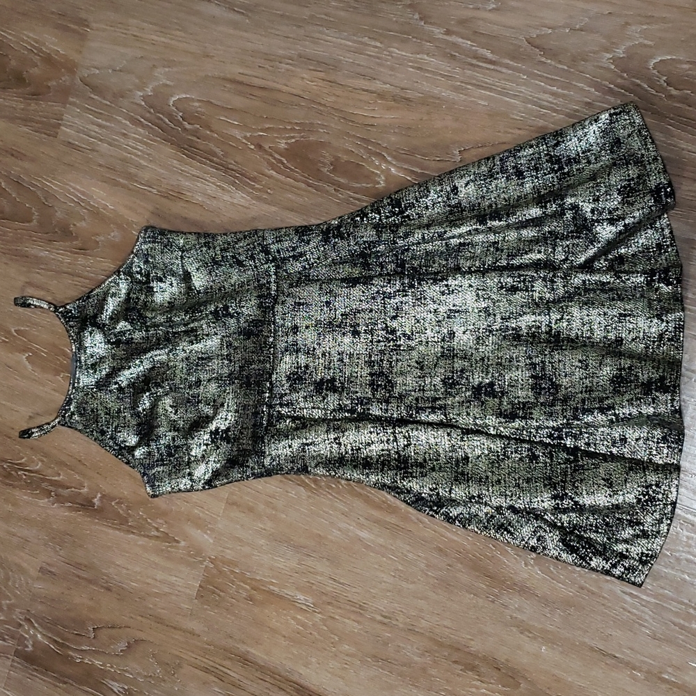 (S) Soprano Metallic Fit & Flare Dress Party Evening Formal Special Occasion